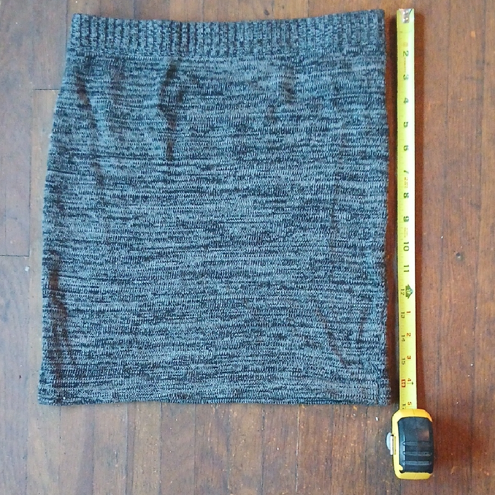 Forever 21 Knit Mini Skirt - Picture 7 of 8